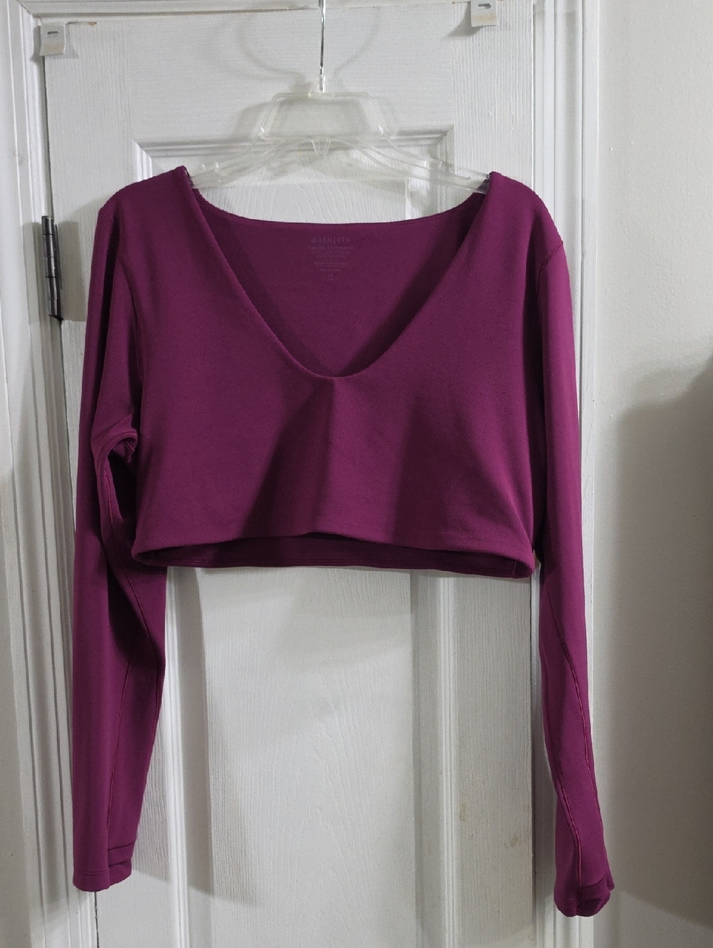 Athleta Plum Transcend Scoop Neck Cropped Long-Sleeve Top